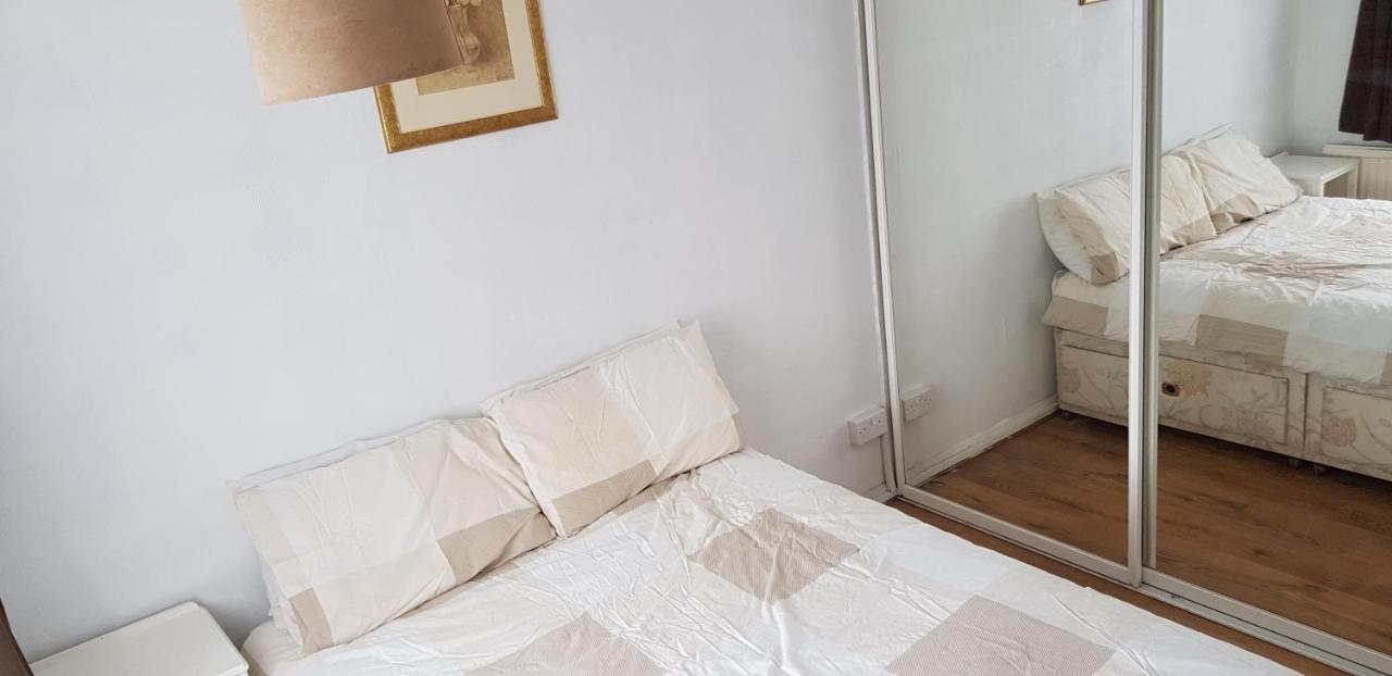 61 Baker Street Daire Luton  Dış mekan fotoğraf