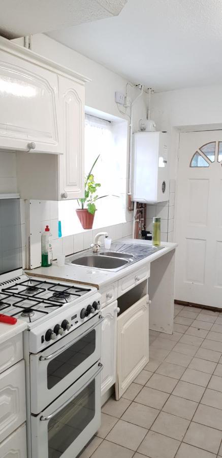 61 Baker Street Daire Luton  Dış mekan fotoğraf